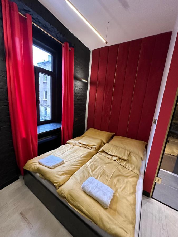 Darkhouse Versace Red Łódź Exterior foto